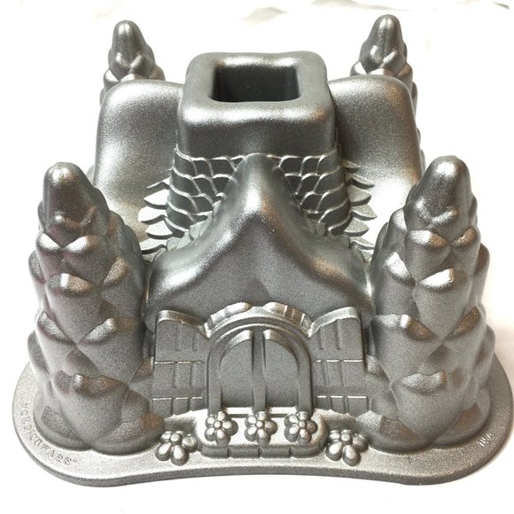 NORDIC WARE Fairytale Cottage Bundt Pan EUC - Picture 4 of 8